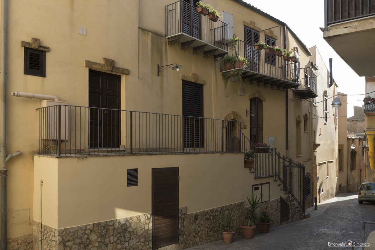 Homeapartment Il Nascondiglio Di Estia Агридженто Екстериор снимка